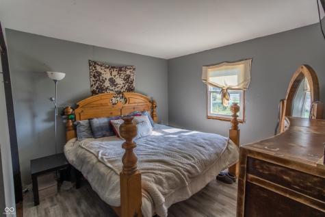 863 S 450 E Franklin IN 46131