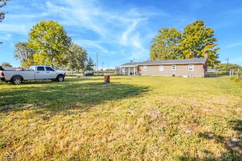 863 S 450 E Franklin IN 46131