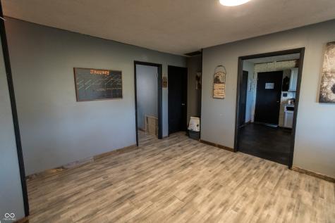 863 S 450 E Franklin IN 46131