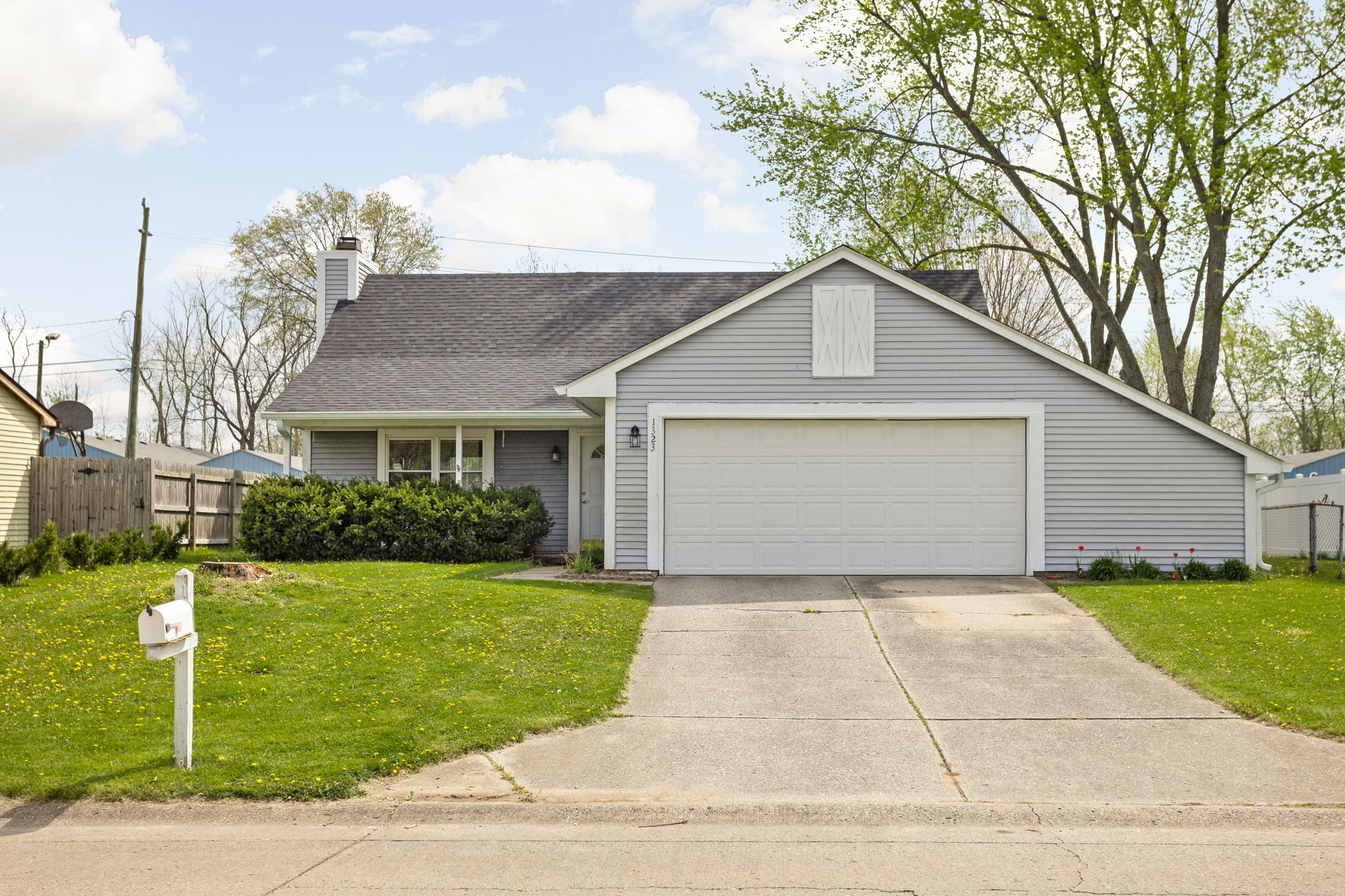 1323 Countryside Drive Indianapolis IN 46231