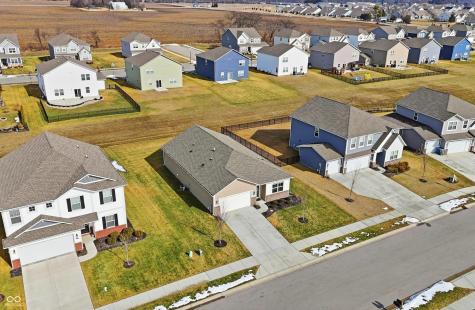 30 Lively Place Cicero IN 46034