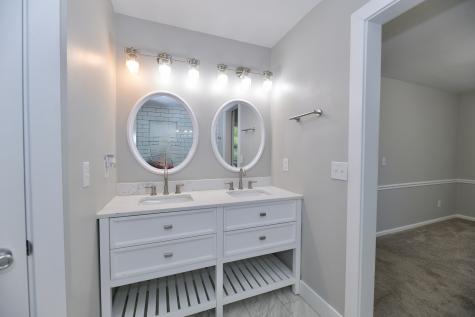 6996 Karyn Drive Avon IN 46123