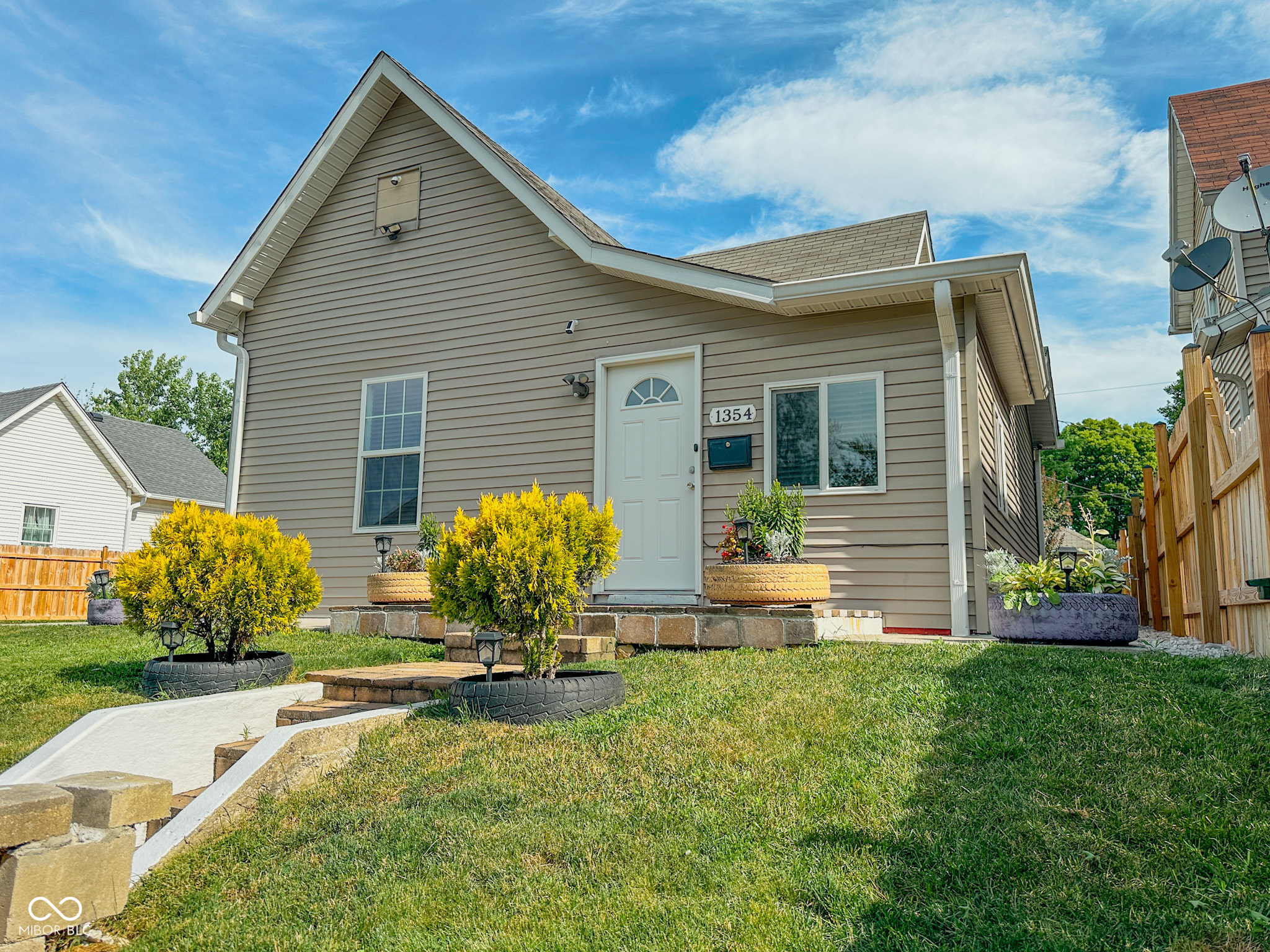 1354 W 27th Street Indianapolis IN 46208