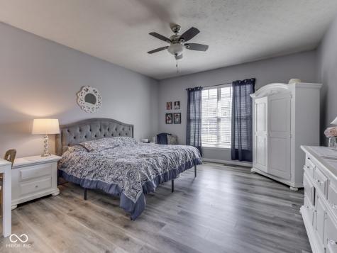 4687 Shady Ridge Row Greenwood IN 46143