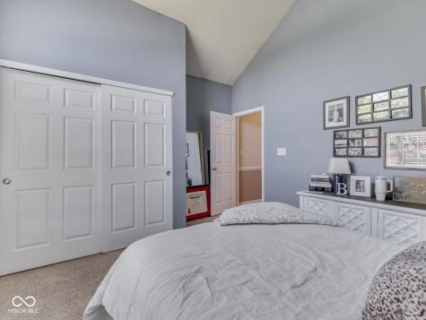 4687 Shady Ridge Row Greenwood IN 46143