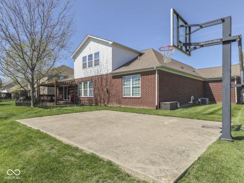 4687 Shady Ridge Row Greenwood IN 46143