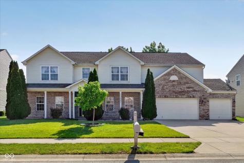 12897 Broncos Drive Fishers IN 46037