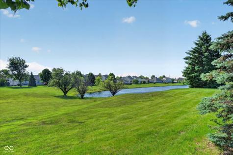 12897 Broncos Drive Fishers IN 46037