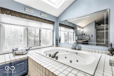 7370 Oakland Hills Circle Indianapolis IN 46236