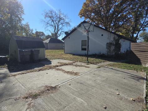 2015 Ralston Avenue Indianapolis IN 46218