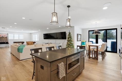 15103 Grassy Creek Court Carmel IN 46033