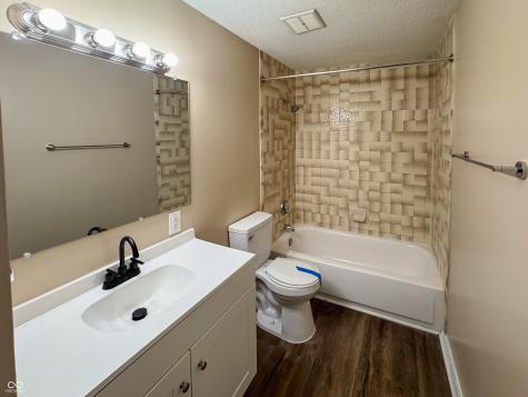 11341 Mcdowell Drive Indianapolis IN 46229