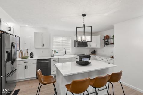 515 Carol Drive Greenwood IN 46143
