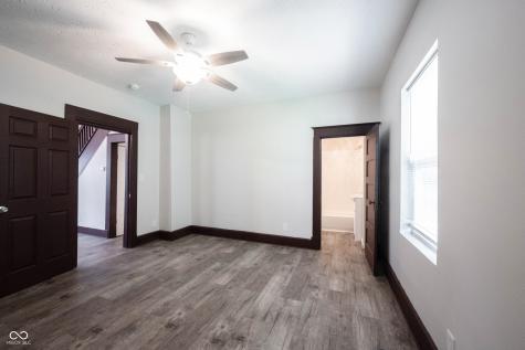 1040 Winfield Avenue Indianapolis IN 46222