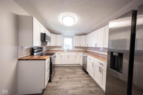 1040 Winfield Avenue Indianapolis IN 46222