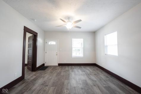 1040 Winfield Avenue Indianapolis IN 46222