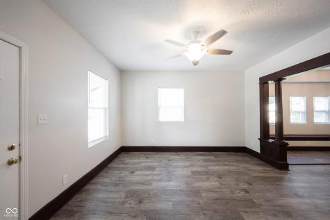 1040 Winfield Avenue Indianapolis IN 46222