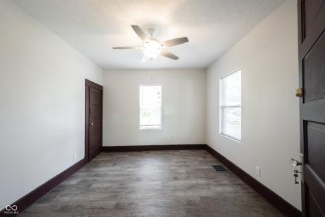 1040 Winfield Avenue Indianapolis IN 46222