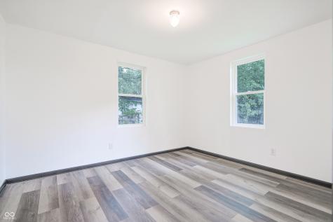 523 Patterson Road Columbus IN 47203