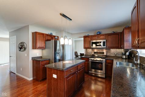 7066 Halifax Court Avon IN 46123