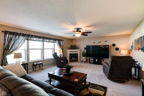 7066 Halifax Court Avon IN 46123