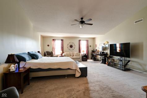 7066 Halifax Court Avon IN 46123