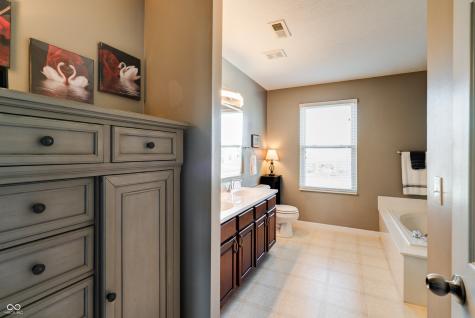 7066 Halifax Court Avon IN 46123