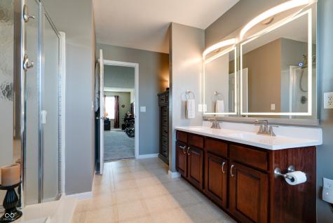 7066 Halifax Court Avon IN 46123