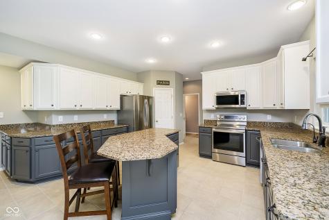 5698 Kenderly Court Carmel IN 46033