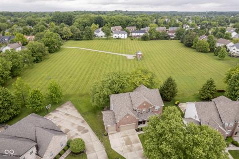 5698 Kenderly Court Carmel IN 46033
