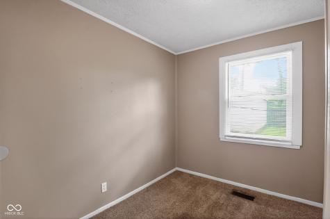 7383 E 53rd Street Indianapolis IN 46226
