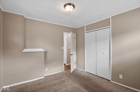 7383 E 53rd Street Indianapolis IN 46226