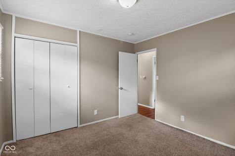 7383 E 53rd Street Indianapolis IN 46226