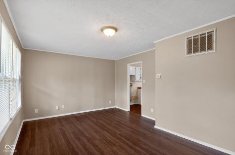 7383 E 53rd Street Indianapolis IN 46226