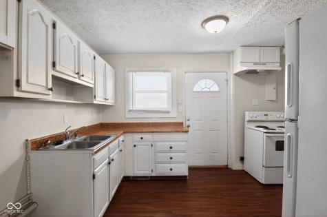 7383 E 53rd Street Indianapolis IN 46226