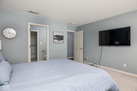 5860 Newhall Drive Indianapolis IN 46239