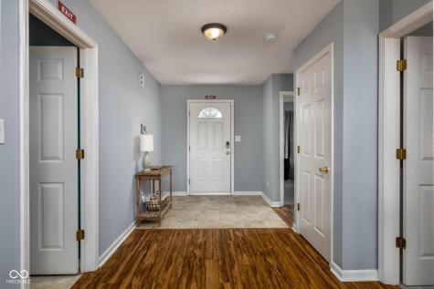 5860 Newhall Drive Indianapolis IN 46239