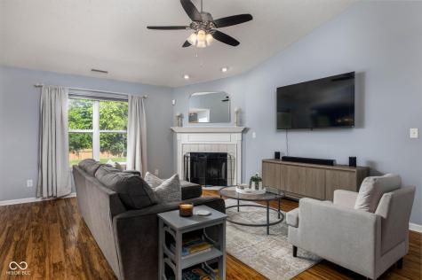 5860 Newhall Drive Indianapolis IN 46239