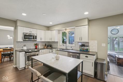 13703 Goldfinch Drive Carmel IN 46032