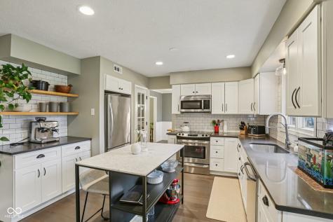 13703 Goldfinch Drive Carmel IN 46032