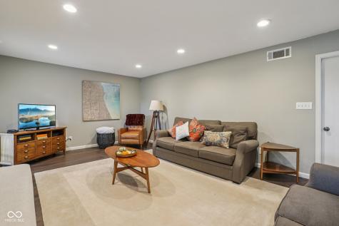13703 Goldfinch Drive Carmel IN 46032