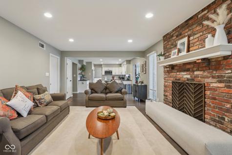 13703 Goldfinch Drive Carmel IN 46032