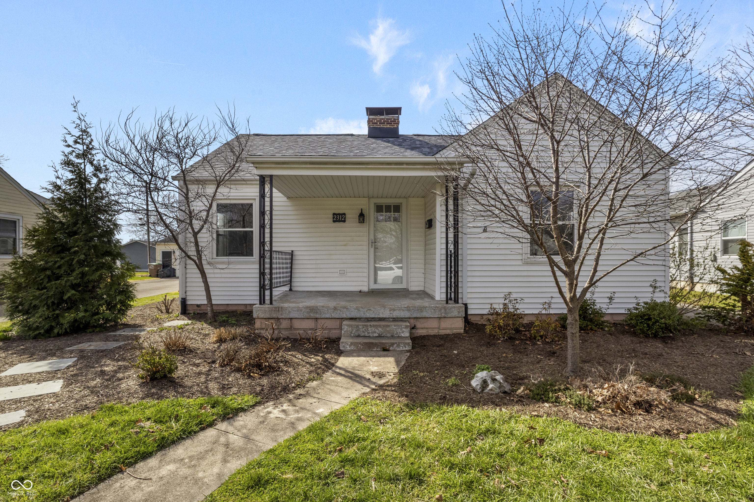 2312 Newton Street Columbus IN 47201