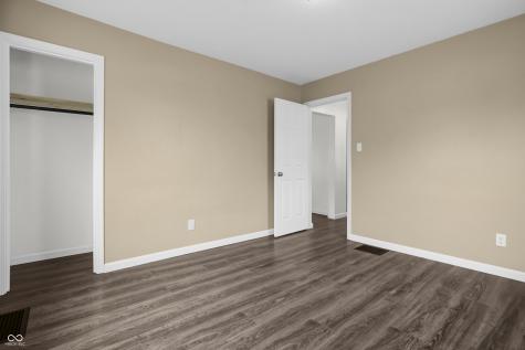 2312 Newton Street Columbus IN 47201