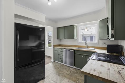 2312 Newton Street Columbus IN 47201