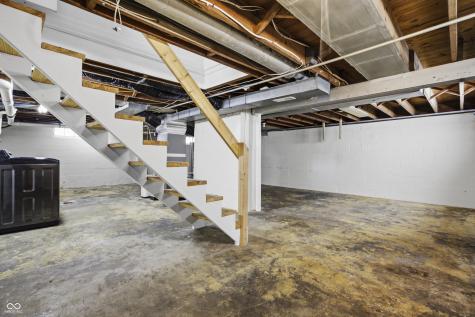 2312 Newton Street Columbus IN 47201