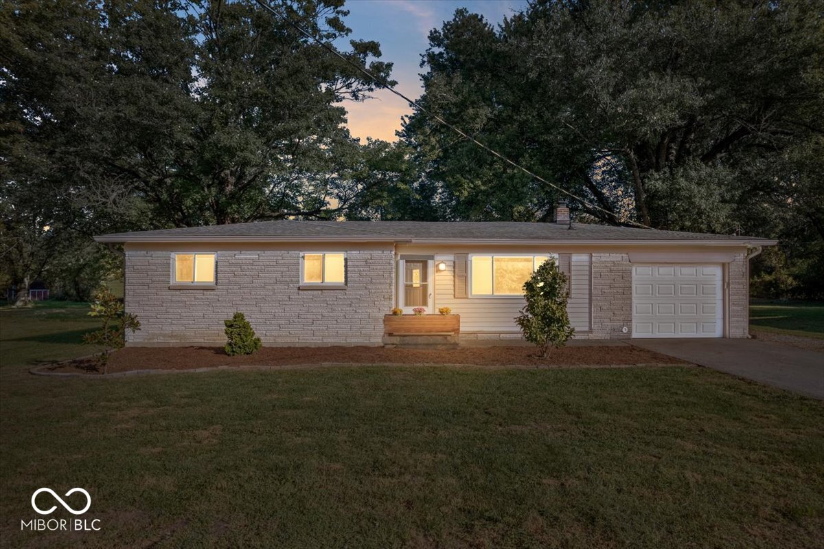 1348 W County Line Road Indianapolis IN 46217