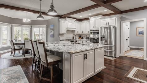 4037 Oakleaf Drive Zionsville IN 46077