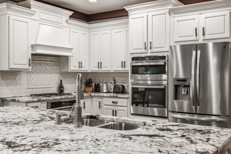 4037 Oakleaf Drive Zionsville IN 46077
