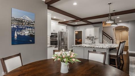 4037 Oakleaf Drive Zionsville IN 46077